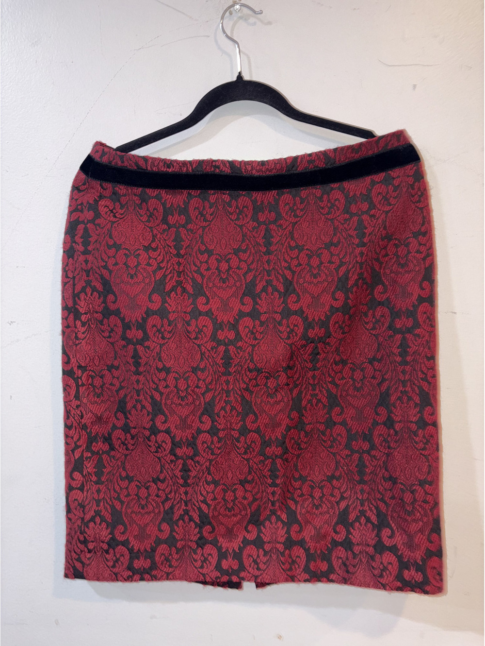Talbots Red and Black Jacquard Pencil Skirt Size 10